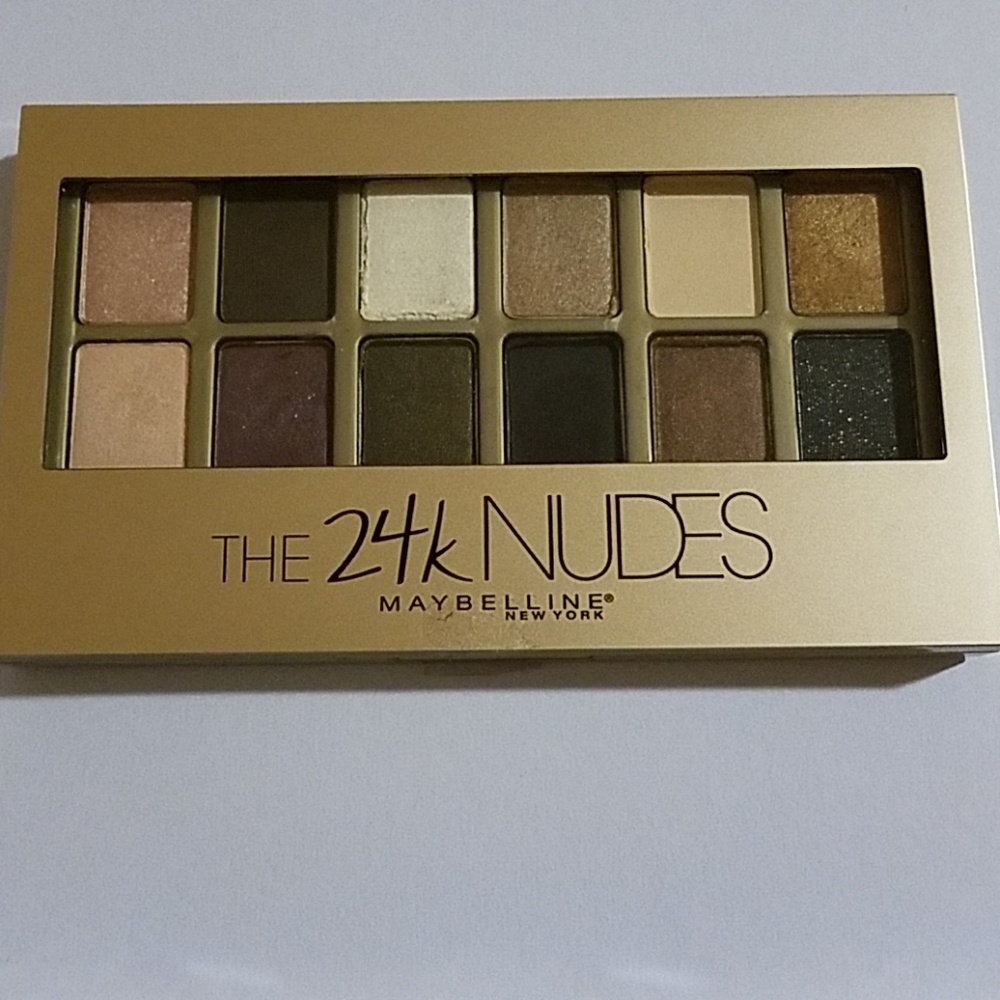 Maybelline eyeshadows - Picture 1 of 1